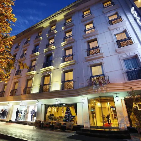 Halifaks Hotel-2