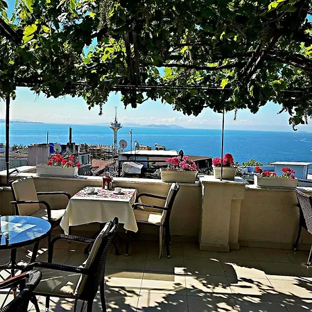 Hotel Buhara Family Inn-2