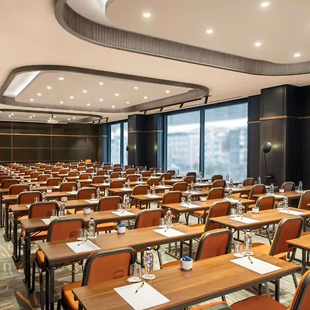 Mövenpick Hotel Istanbul Marmara Sea-3