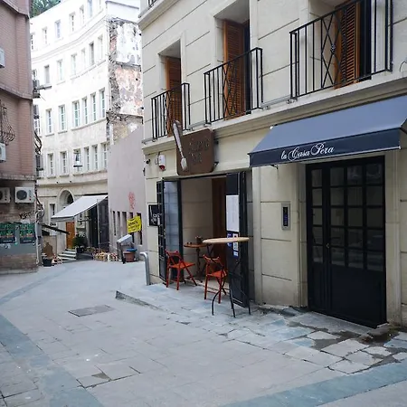 La Casa Pera Suites-3