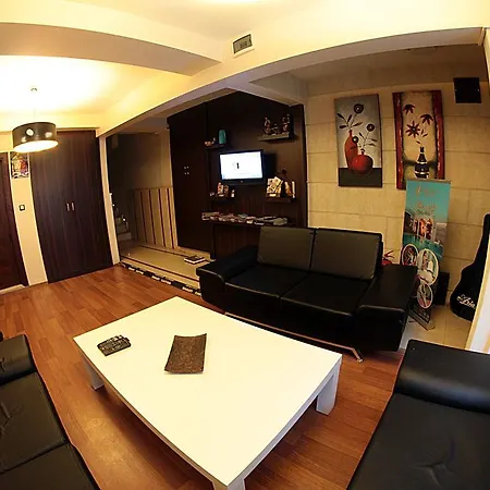 Fullhouse Residence-3