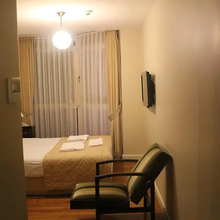 Mono Suites-2