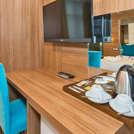 Business Life Hotel Gunesli-2