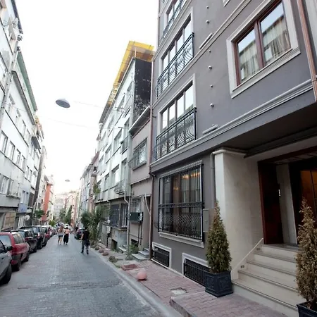 Collage Cihangir Apart-3