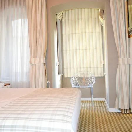 Montena Suite (Adults Only)-3