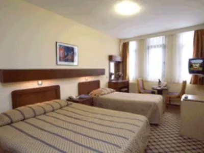 The Sunshine Hotel-2