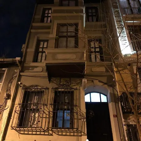 Hotel No 34-2