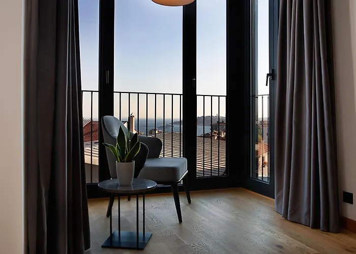 X Flats Taksim Appartement Istanboel
