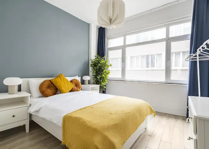 Central And Modern Flat 5 Min To Taksim Square Estambul admite animales