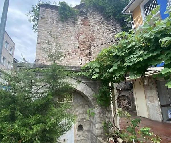 Ararat Studio Istanbul