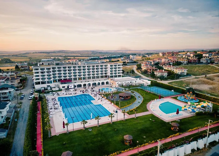 Ramada Plaza By Wyndham Silivri Hotel