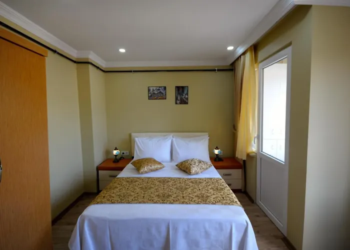 Marida Suit - Istanbul Taksim
