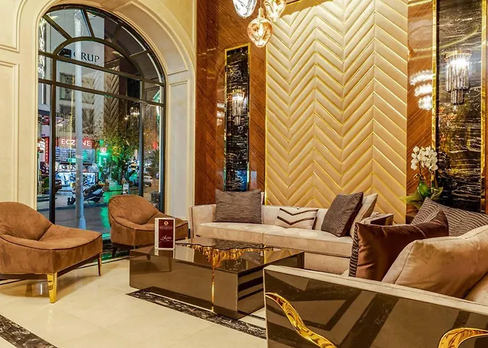 Beethoven Senfoni Hotel Estambul
